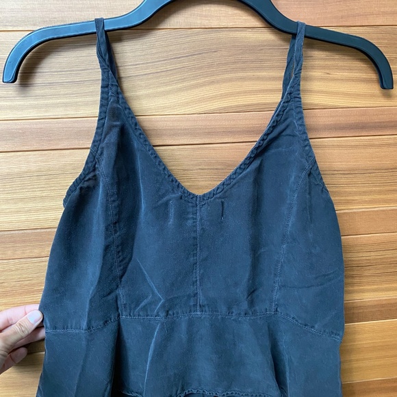 Cloth and Stone Peplum tank - Picture 2 of 4